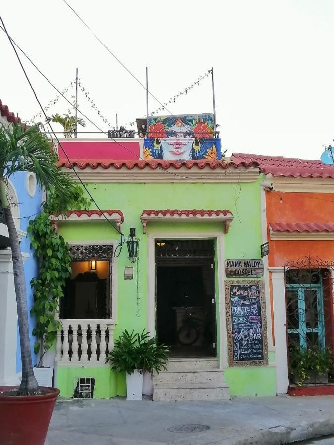 Casa Mama Waldy Hostel Cartagena エクステリア 写真
