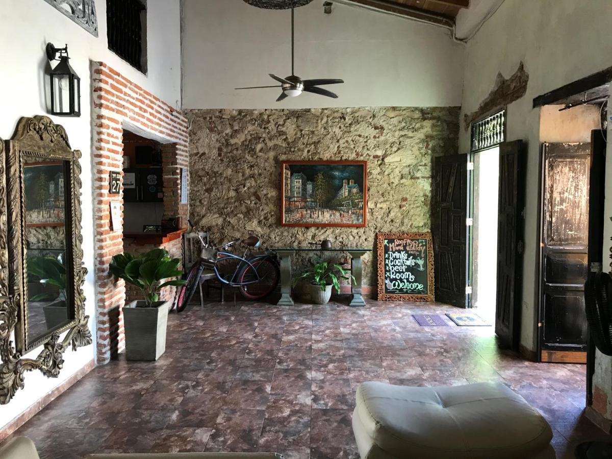 Casa Mama Waldy Hostel Cartagena エクステリア 写真
