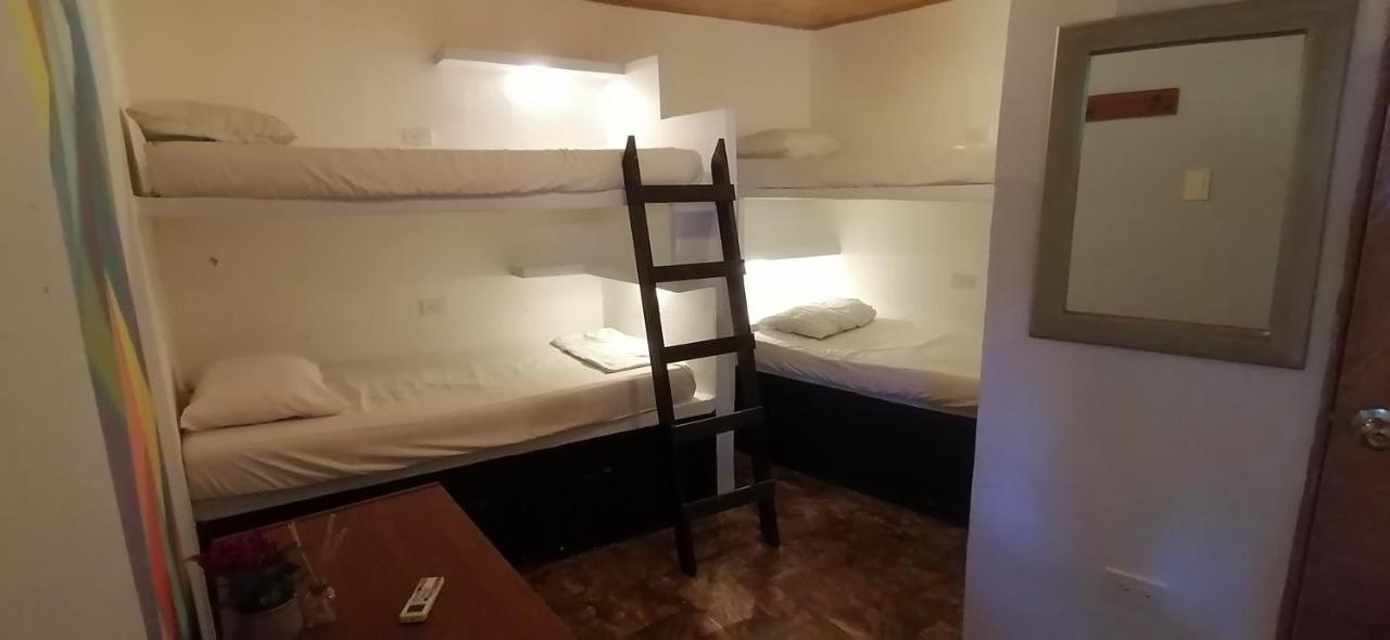 Casa Mama Waldy Hostel Cartagena エクステリア 写真