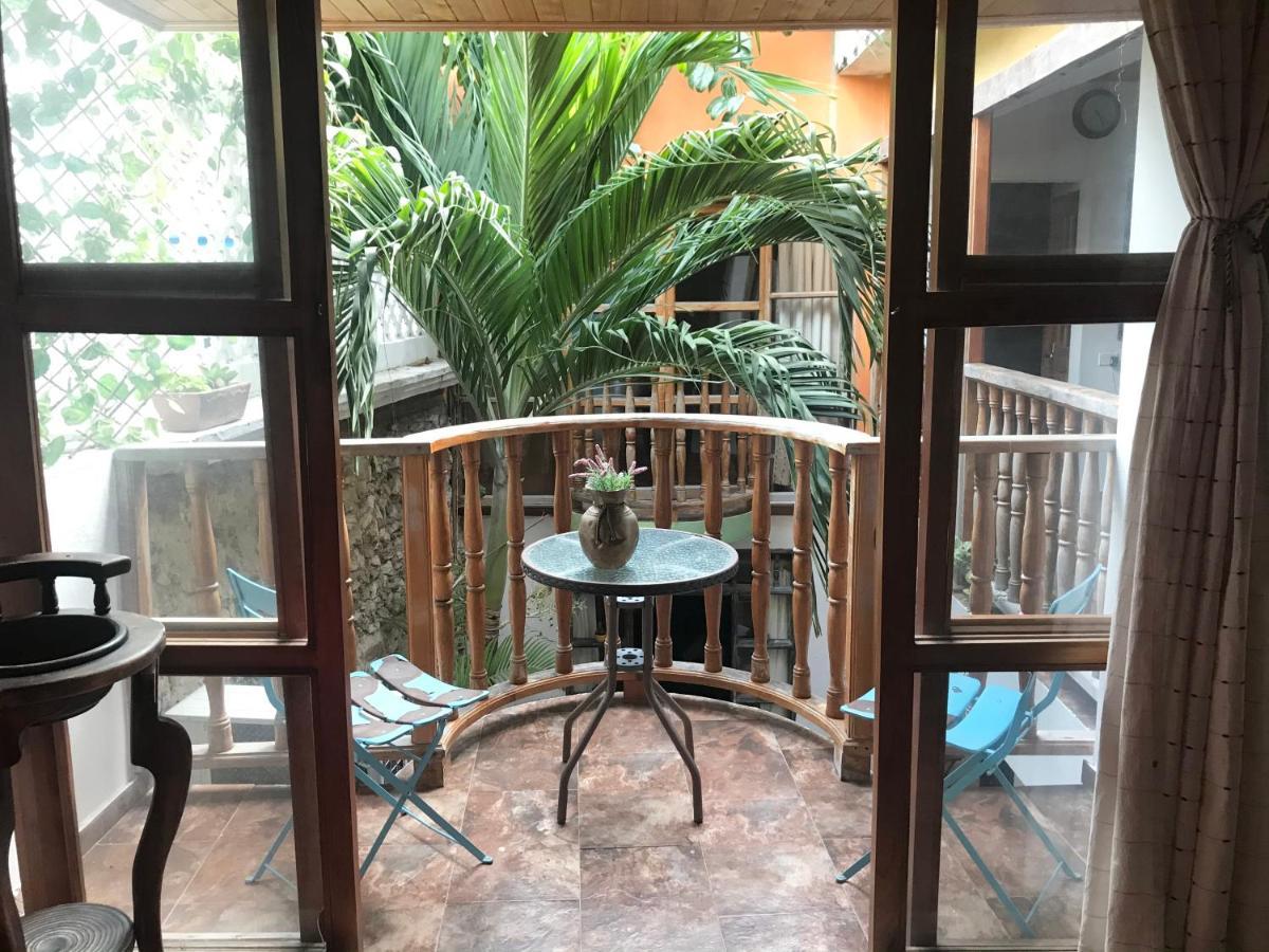 Casa Mama Waldy Hostel Cartagena エクステリア 写真