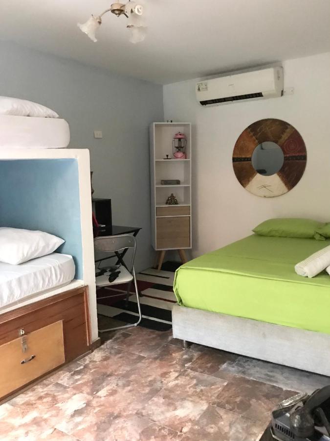 Casa Mama Waldy Hostel Cartagena エクステリア 写真