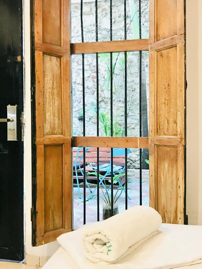 Casa Mama Waldy Hostel Cartagena エクステリア 写真