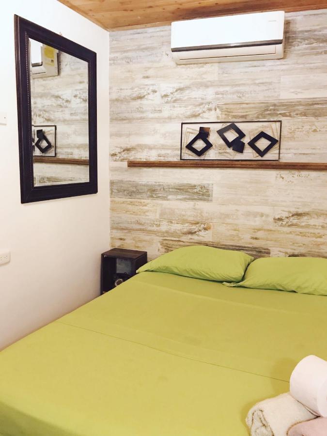Casa Mama Waldy Hostel Cartagena エクステリア 写真