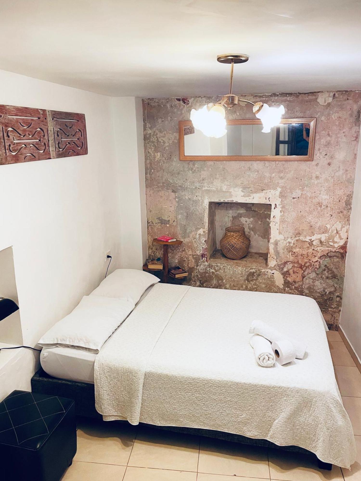 Casa Mama Waldy Hostel Cartagena エクステリア 写真